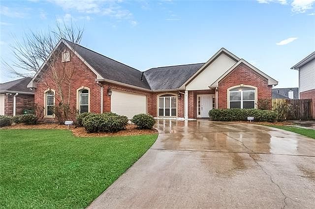 1st image of 2579 Blue Bird Cir