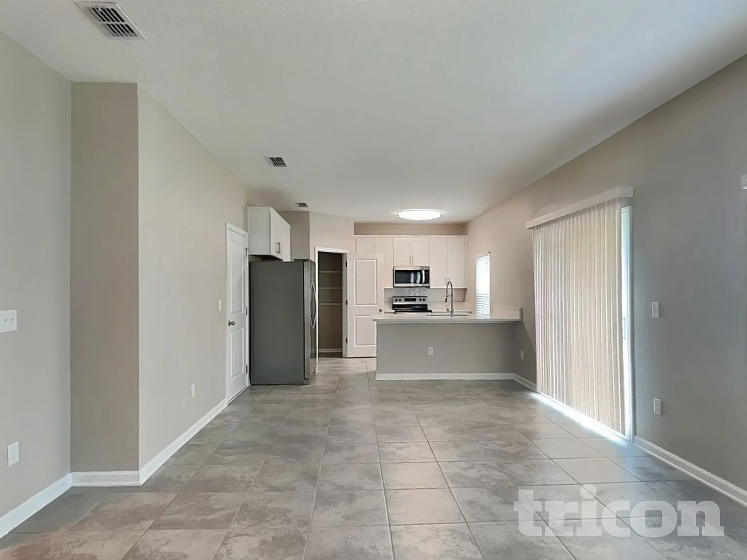 2011 Dutton Island Oaks Way Jacksonville FL — Photo 4
