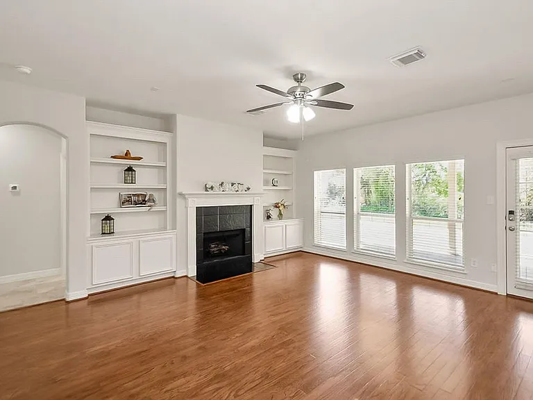 4119 Pembrooke Way — Photo 7