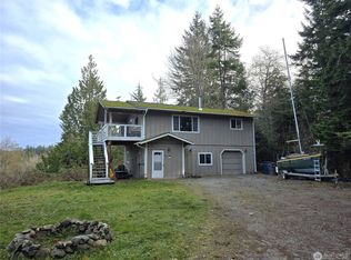833 NW Camano Dr, Camano Island, WA 98282