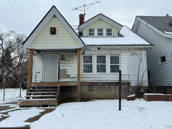 9138 Fischer St, Detroit, MI 48213