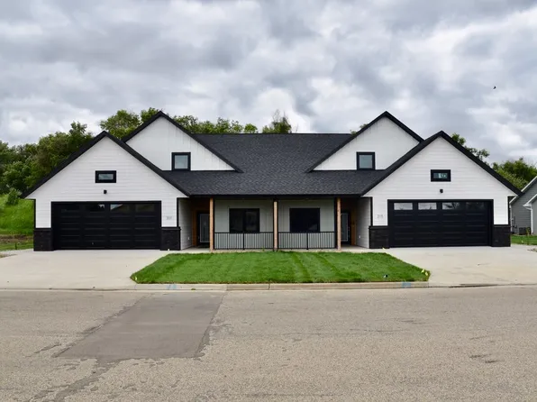 301 Port Charlotte Ave, Fort Pierre, SD 57532