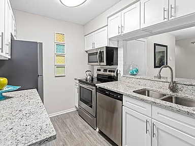3 Bed, 1.5 Bath - C1R - SouthFork