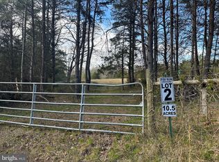 2 Fox Run Crossing Ln, Bumpass, VA 23024