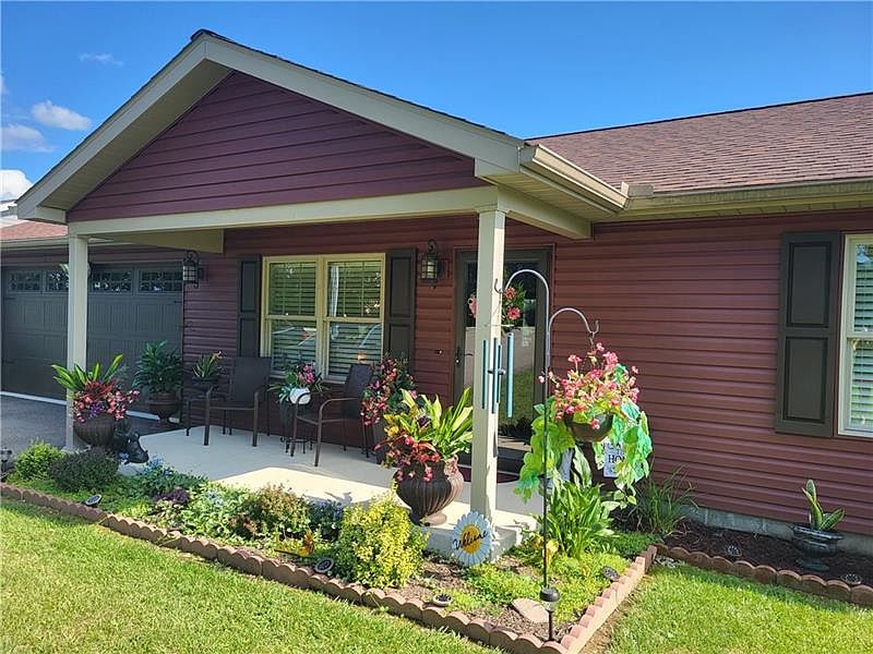 152 Brownfield Ln S, Uniontown, PA 15401 MLS 1616772 Zillow