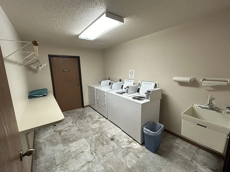 1025 Lincoln Ave SW #201 — Photo 13