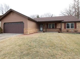 1332 Westbrooke Terrace Dr, Ballwin, MO 63021