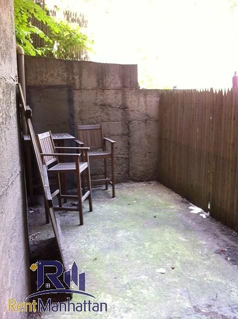 1st image of 323 E 92nd St APT 1c