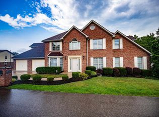 10 Wolfe Dr, Huntington, WV 25705