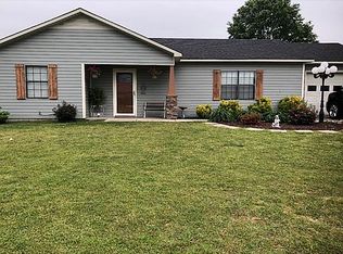 121 Prairie Ln, Boaz, AL 35957