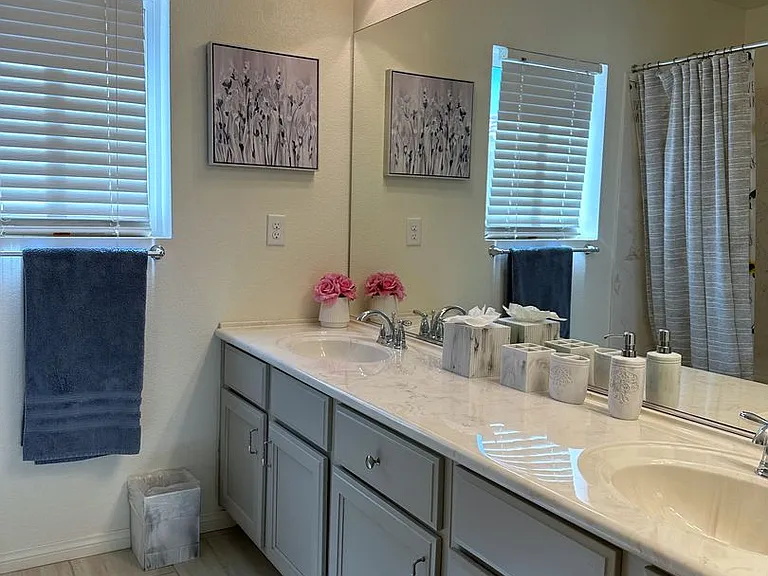 8573 Silver Coast St — Photo 34