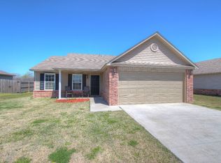 693 E 147th St S, Glenpool, OK 74033
