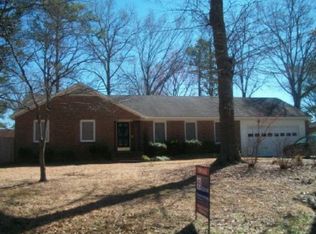 2113 Dallas Dr, Kinston, NC 28504