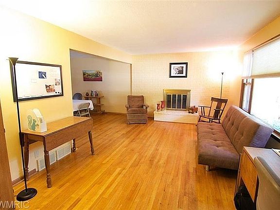 2nd image of 5333 Brookwood Dr SE