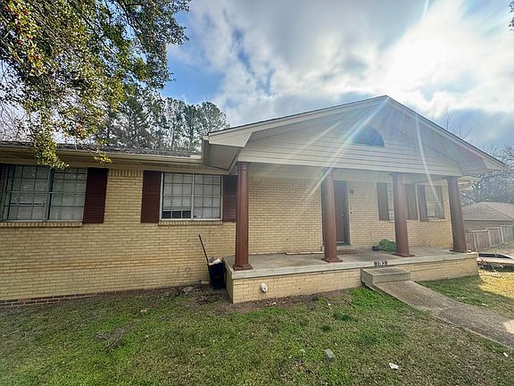 2nd image of 1103 Lawndale Dr