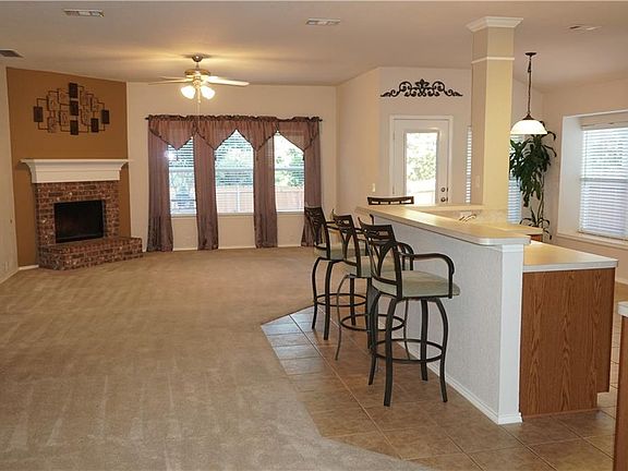 3rd image of 8429 Asheville Ln