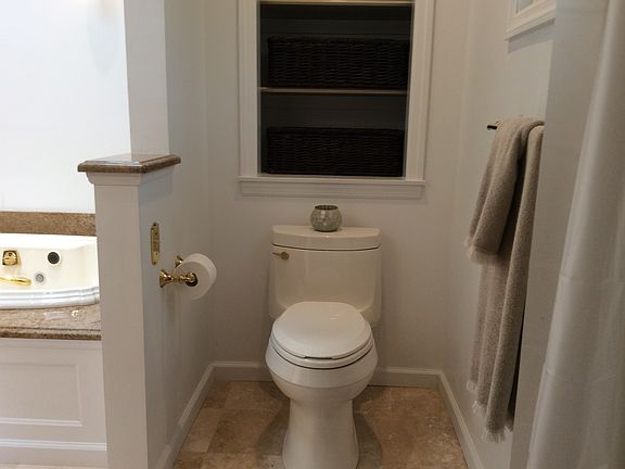 master ensuite