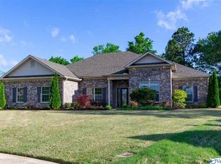 200 Waterbrook Ln, Harvest, AL 35749