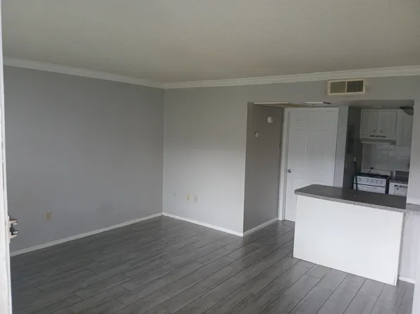 133 Oyster Bay Cir APT 240, Altamonte Springs, FL 32701