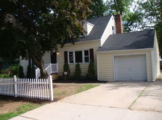 21 N 12th St, Wyandanch, NY 11798