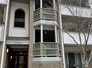 7703 Lafayette Forest Dr #56, Annandale, VA 22003
