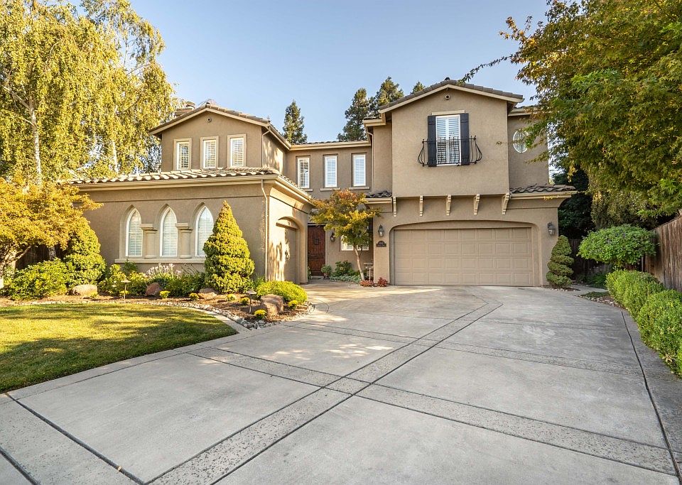1st image of 4368 Spyglass Dr