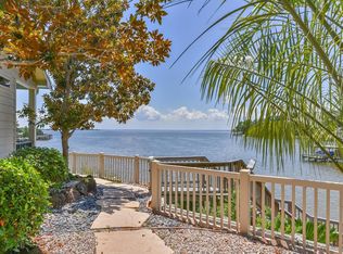 695 Deer Ridge Dr, Livingston, TX 77351