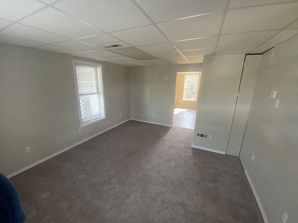 1st image of 1016 15th St SE #1