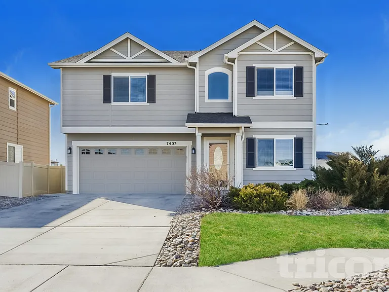 7407 Benecia Dr — Photo 1