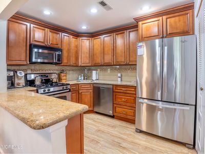 18 Snowburry Court, Red Bank, NJ, 07701