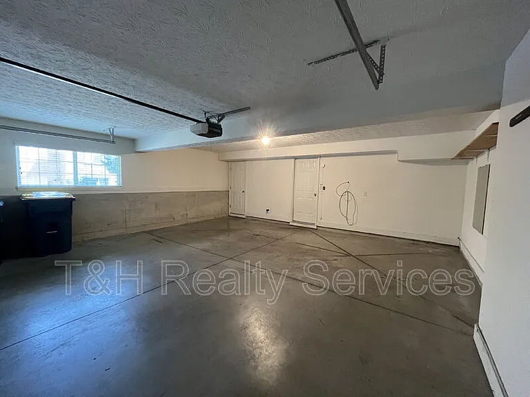 12691 Leah Ln — Photo 26