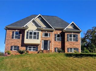 162 Elberon Ct, Mocksville, NC 27028