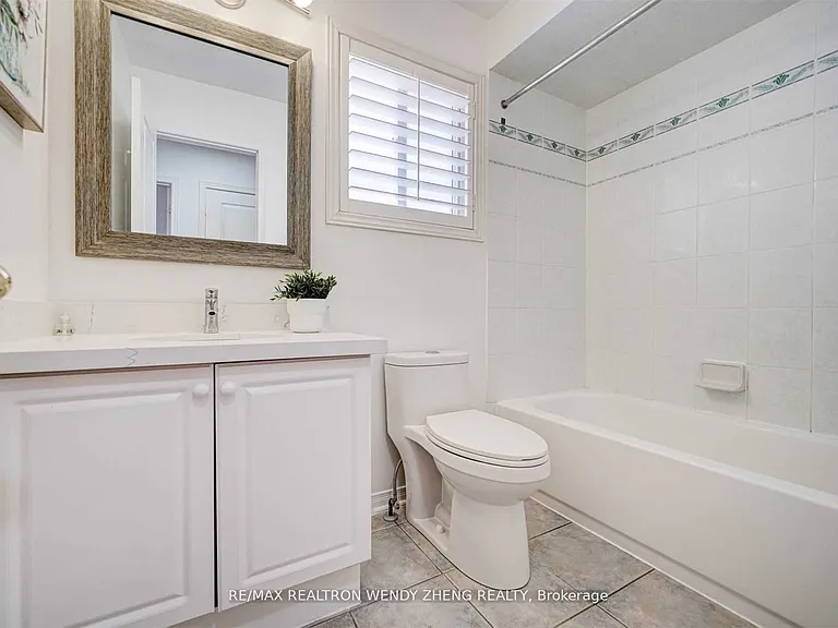 60 Warren Bradley St — Photo 20