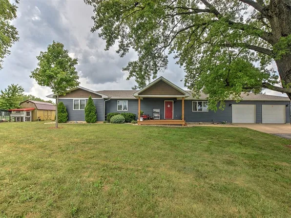12317 Baker Rd, Macon, IL 62544