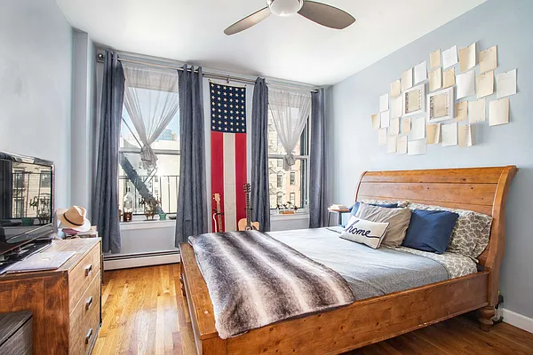 Sold by SP Realty | media 4