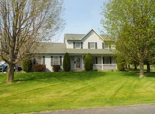 335 Laurel Ln, Waynesboro, PA 17268