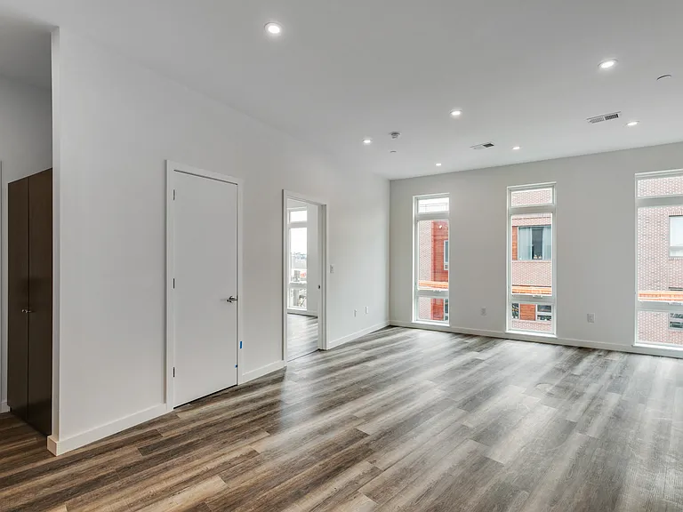 Liberty Park Place — Photo 27