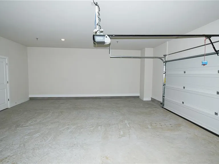1208 Waterfall Ct — Photo 32