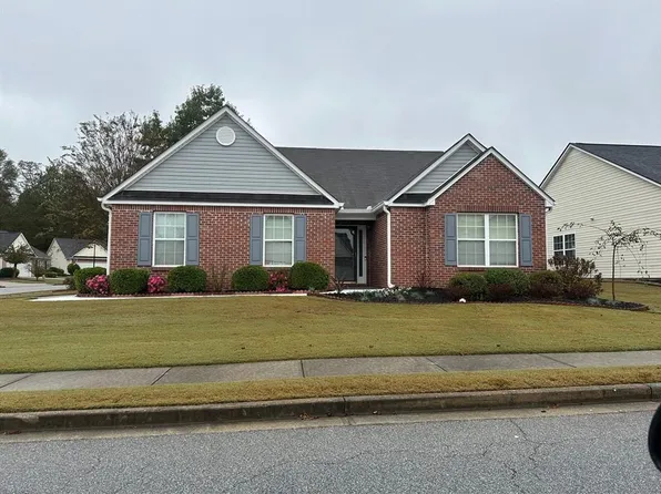 714 Village Ln, Loganville, GA 30052