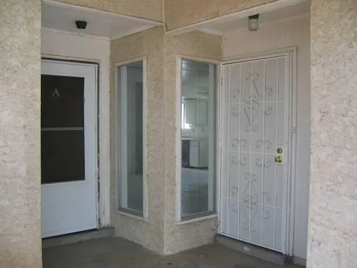 8841 Lawson St — Photo 3