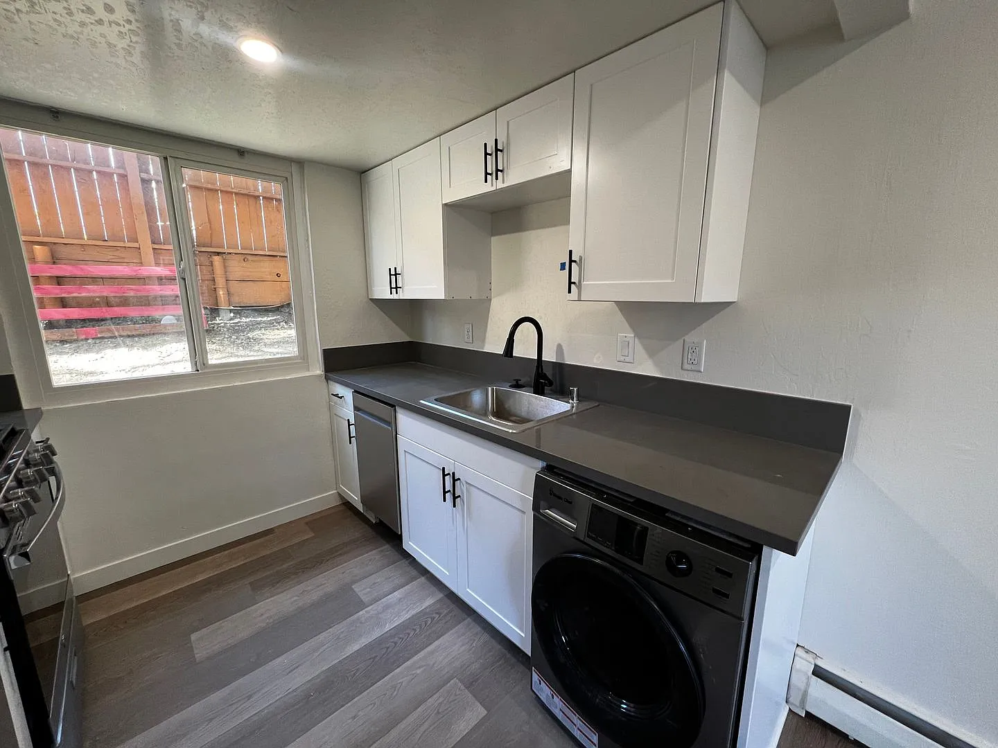 Creekside Townhome Apartments — Photo 2