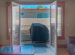 115 40th St #B, Newport Beach, CA 92663