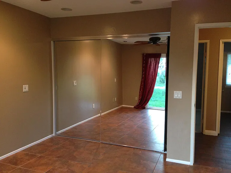 9784 Bolton Ave — Photo 28