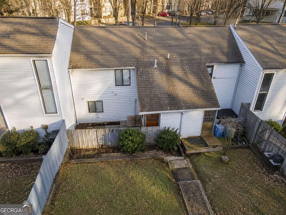 1st image of 273 Country Club Dr