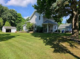 275 Battle Creek St, Ceresco, MI 49033