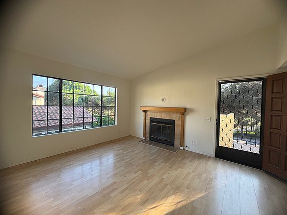 3rd image of 4155 Porte De Palmas Unit 198
