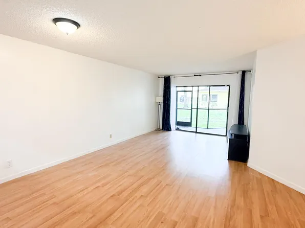6475 W Oakland Park Blvd, Fort Lauderdale, FL 33313