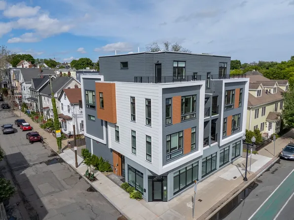 1 Loring St #4, Somerville, MA 02143