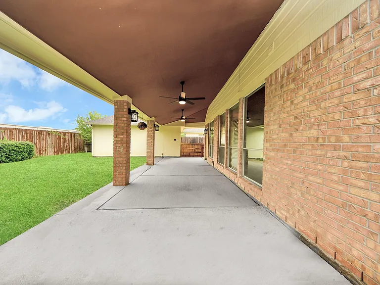 3210 Shadowwalk Dr — Photo 41