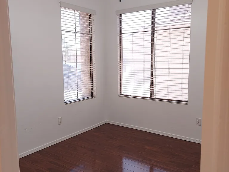 1510 W Saragosa St — Photo 13